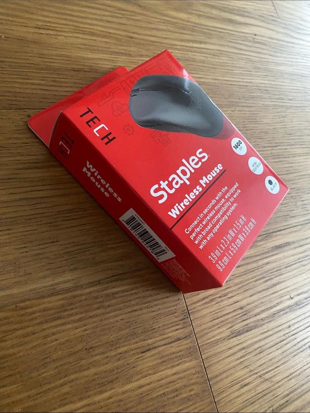 New TECH Staples Wireless Mouse in Black with Red Retail Box